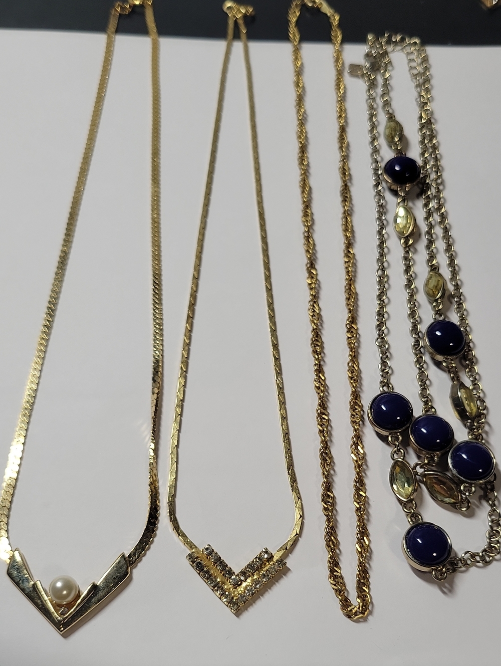 Gold Tone V-Shaped Pearl Pendant Necklace Lots